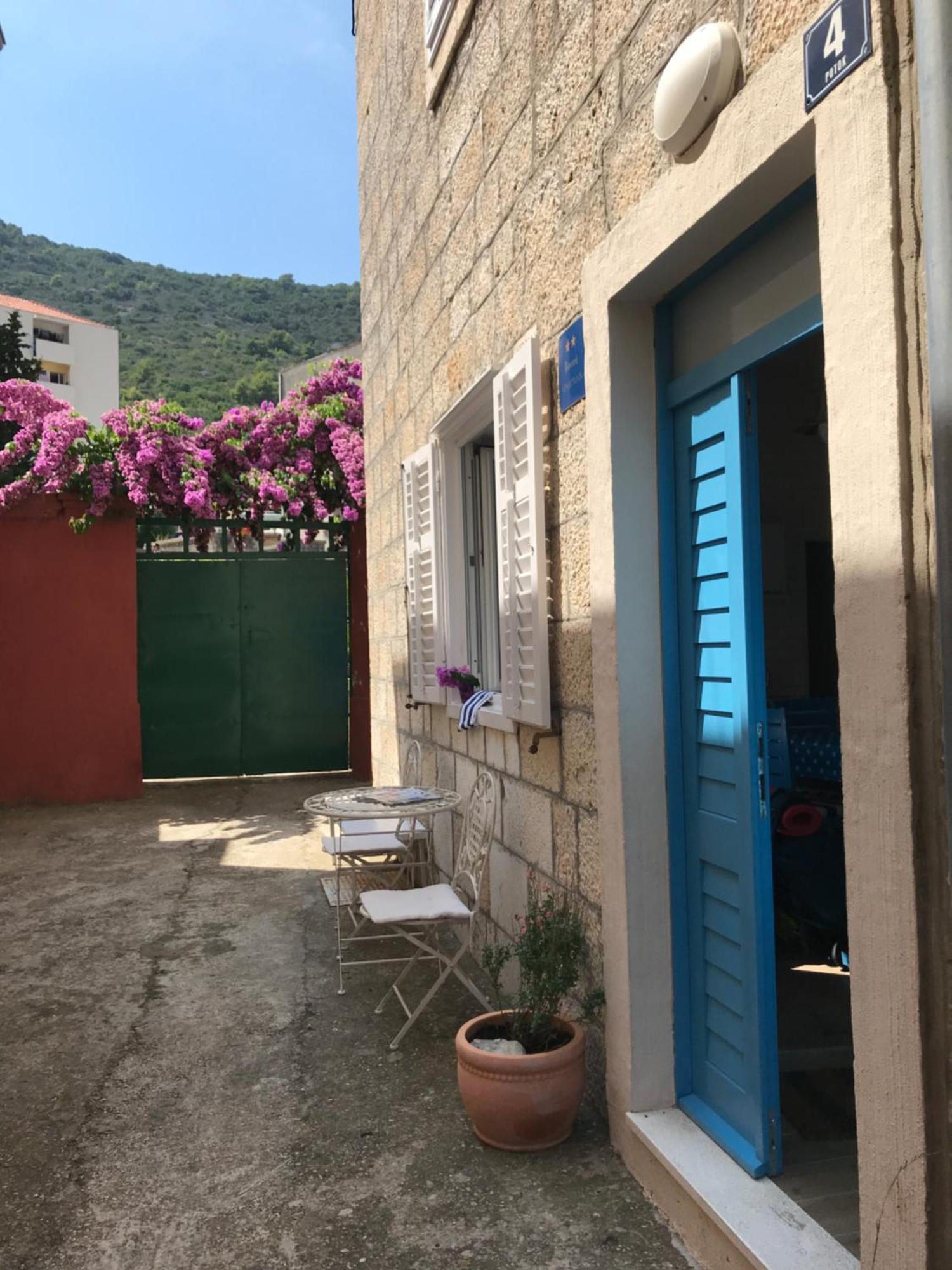 Holiday Home Isabella Вис Екстериор снимка